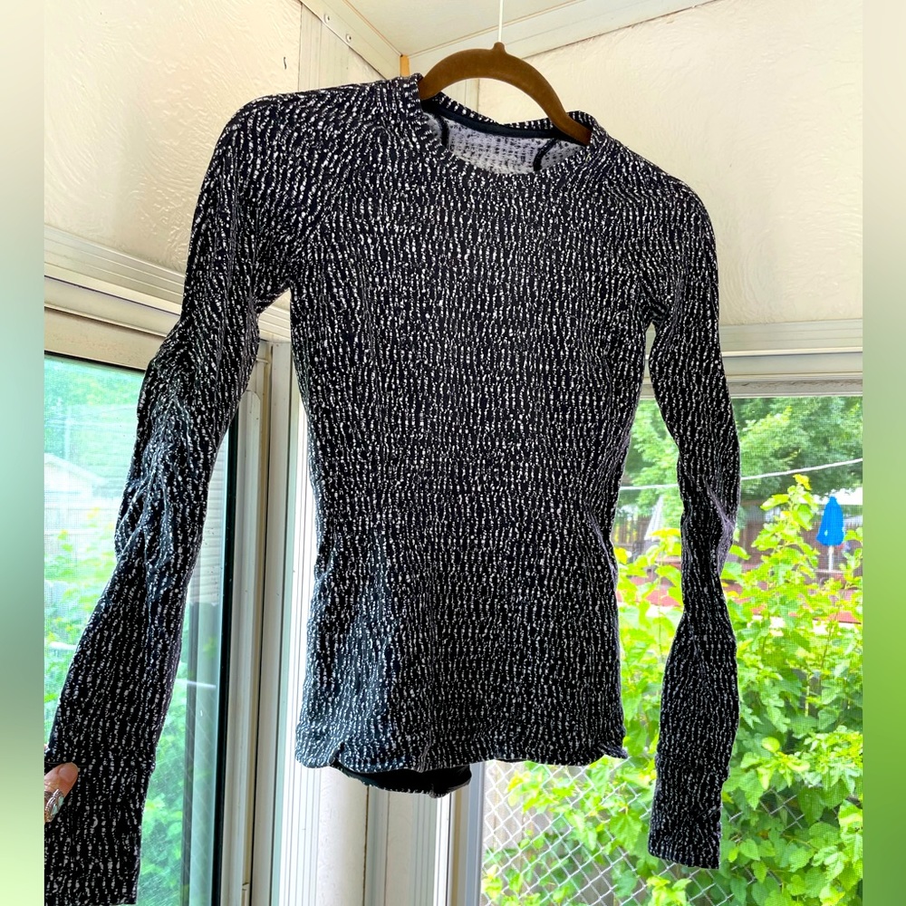 Lululemon Tight Athletic Long-sleeved Shirt